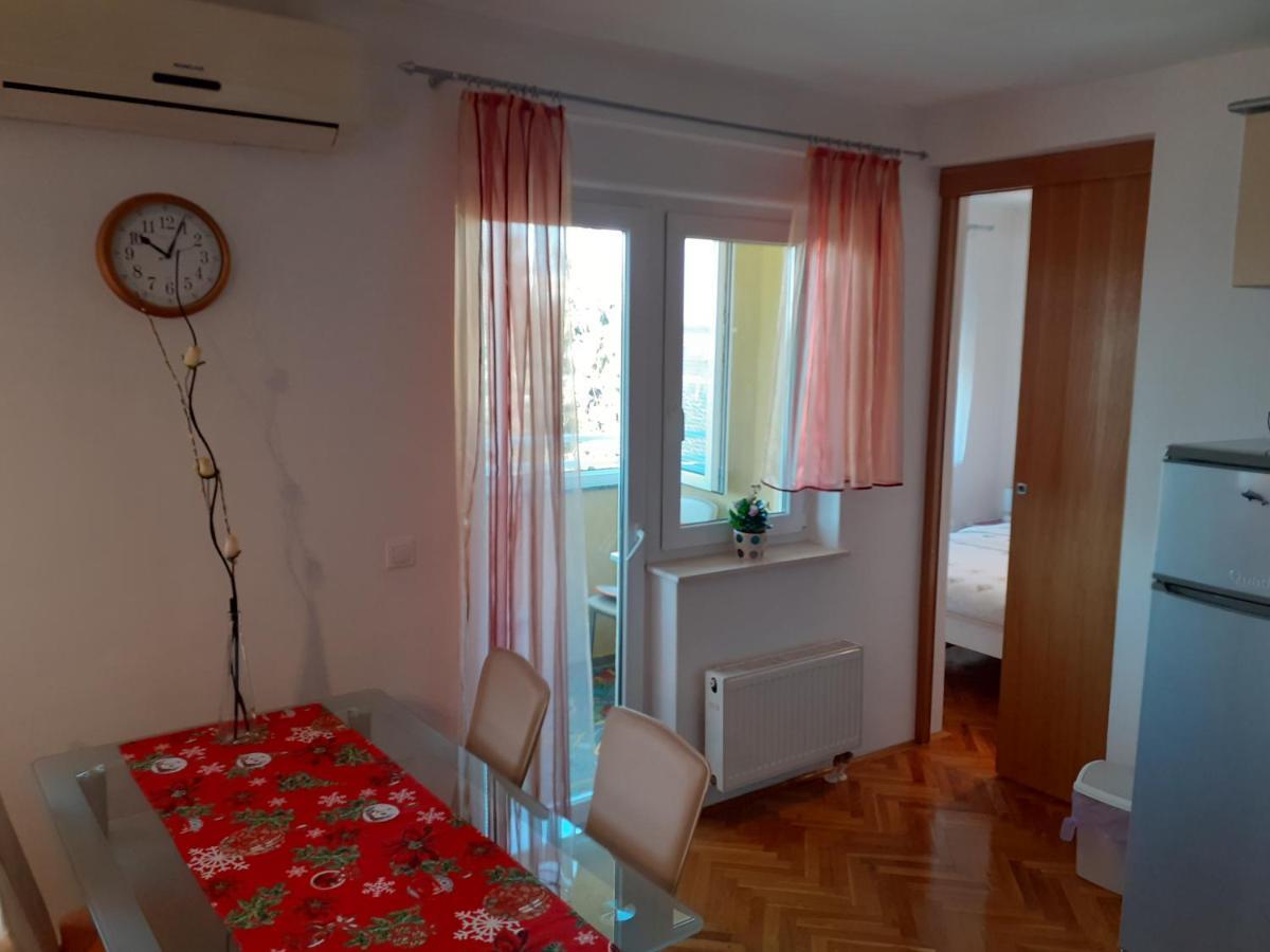 Apartman Mario Osijek Bagian luar foto